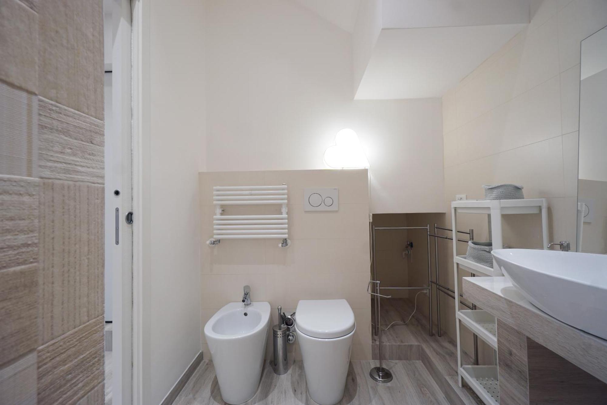 בולוניה Ghisello Luxury Guesthouse 1 מראה חיצוני תמונה